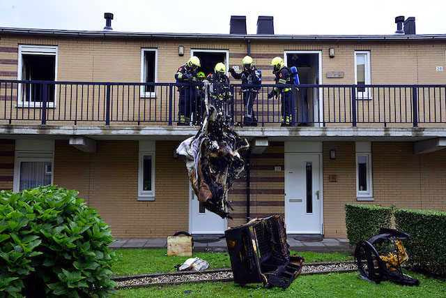 2015/171/GB 20150917 006 Brand wonen Adelaarstraat.jpg